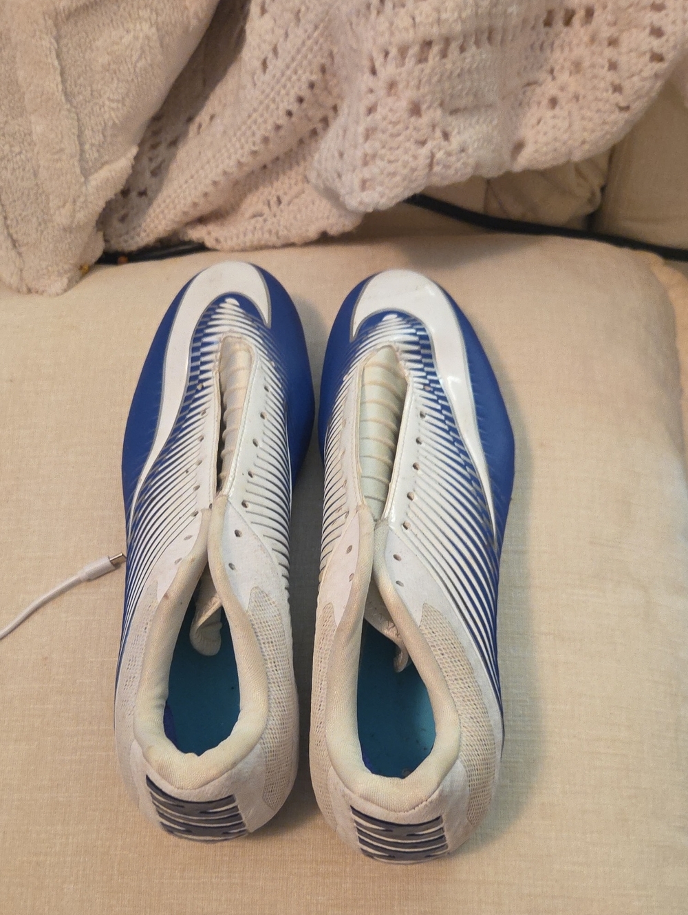 Nike Blue and White Men’s Sneakers/Cletes